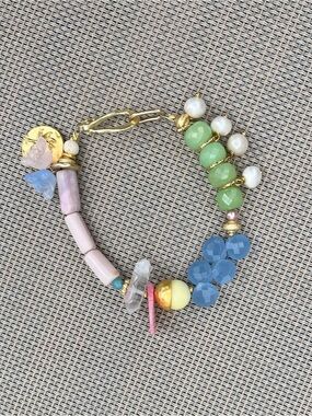 New Colorful Beaded Charm Bracelet in Pastel Mix